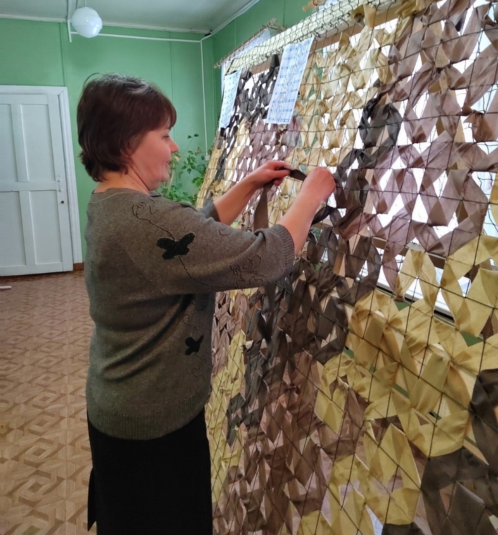 Изготовление маскировочных сетей для участников СВО