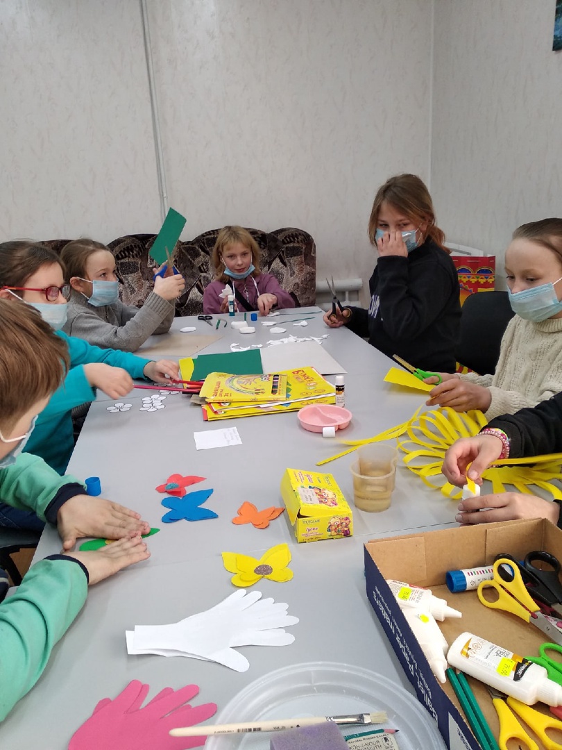 "Госпожа Весна"