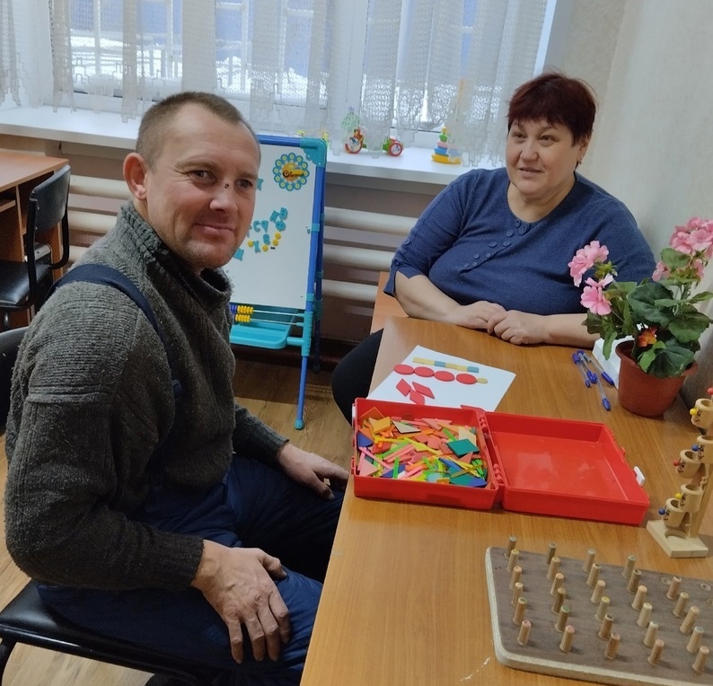 Индивидуальные занятия в Службе социально-реабилитационной помощи инвалидам